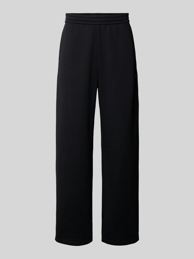 Produktfoto, schwarze Sweatpants mit elastischem Bund von Moose Knuckles aus Baumwollmischung, gerader Schnitt, Eingrifftaschen, Gesäßtasche, glatte Textur, Sweatpants mit elastischem Bund von Moose Knuckles, Herren Sweatpants, Innenbeinlänge 42 cm, Bundweite 80 cm