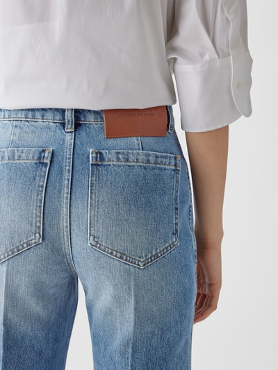 Victoria Beckham Mid Rise Bootcut Jeans mit Label-Patch Jeans 6