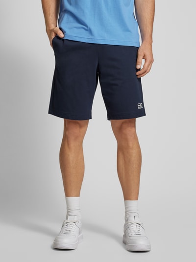 EA7 Emporio Armani Sweatshorts mit Label-Print Hellblau 4