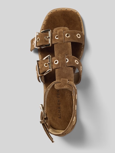 Produktfoto, Sandalette aus Leder mit Nieten von ALMA EN PENA in Braun mit Dornschließe, glatte Sohle, Absatzhöhe: 1 cm, Schafthöhe: 12 cm, Schaftweite: 9 cm