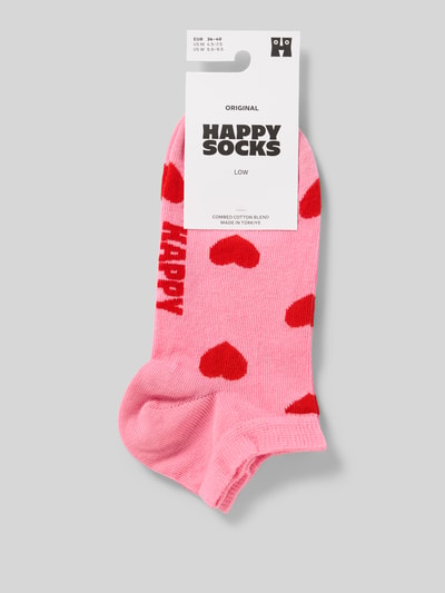 Produktfoto, Skarpety do sneakersów z mieszanki bawełny i elastanu model 'HEART' od Happy Socks, różowe z czerwonym wzorem serc, prążkowany ściągacz, detale z logo