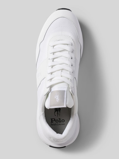 Produktfoto, Sneakersy z wiązaniem 'Sneaker mit Schnürverschluss' od Polo Ralph Lauren, mieszanka skóry, zaokrąglony czubek, detal z logo, fakturowana podeszwa, wysokość obcasa 4 cm, wysokość cholewki 7 cm, szerokość cholewki 6 cm, biały kolor, gładka tekstura.