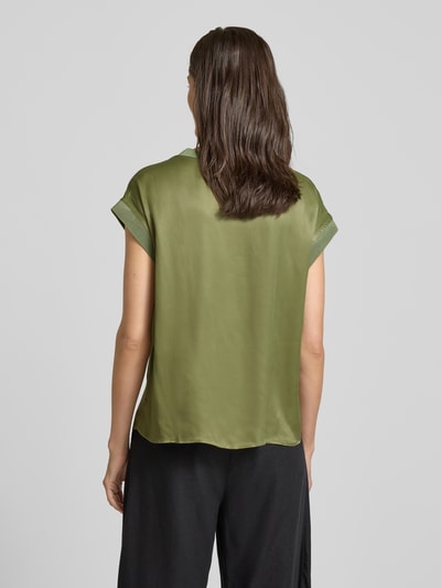 MORE & MORE Relaxed Fit Blusenshirt mit V-Ausschnitt Oliv 5