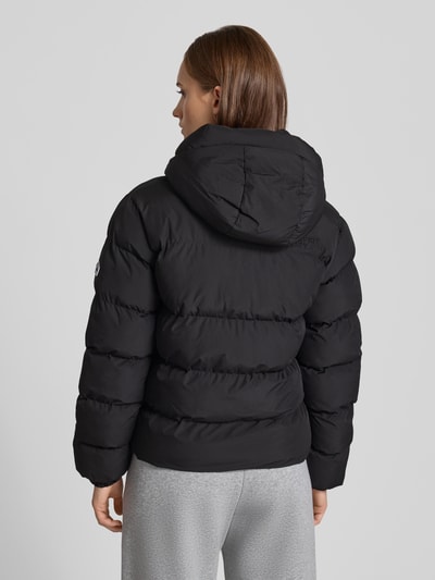 Superdry Kurtka w pikowanym wyglądzie, krój regular fit Czarny 5