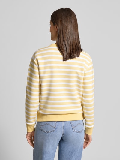 Christian Berg Woman Regular Fit Sweatshirt aus Baumwoll-Mix Hellgelb 5
