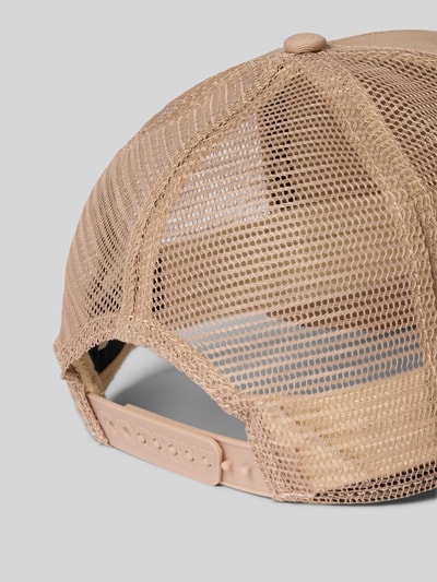 Produktfoto, Trucker Cap mit Stitching Modell 'V2 Stag' von GOORIN BROS., aus Material-Mix mit Baumwoll-Anteil, Größenverstellbar, beige Mesh-Struktur