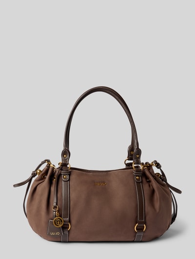 Produktfoto, Tote Bag mit Logo-Detail Modell 'GINESA' von Liu Jo White, brązowa, matowa faktura, główna przegroda z zapięciem na magnes, smukłe paski, detal z logo, Szerokość w rozmiarze 1: 34 cm, Długość w rozmiarze 1: 27 cm, Głębokość w rozmiarze 1: 22 cm, Długość paska na ramię w rozmiarze 1: 66 cm