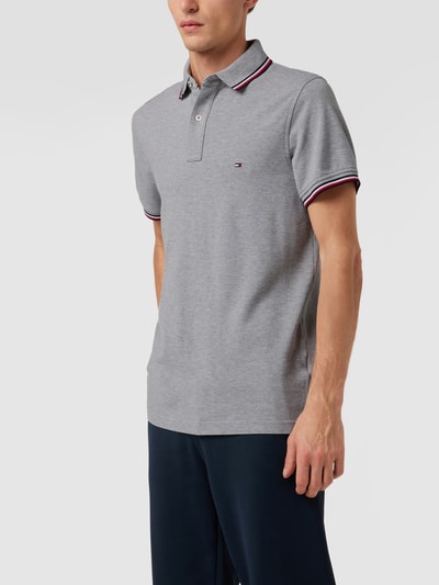 Tommy Hilfiger Slim Fit Poloshirt mit Kontraststreifen Mittelgrau 4