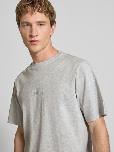 REVIEW T-Shirt mit Rundhalsausschnitt und Logo-Stitching Hellgrau Melange 3