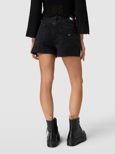 Tommy Jeans Shorts in unifarbenem Design Modell 'HOT PANT' Black 5