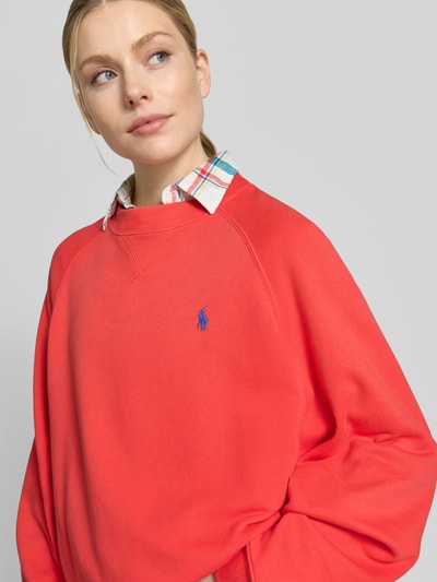 Frauenmodel trägt Regular Fit Sweatshirt aus Baumwoll-Mix von Polo Ralph Lauren, Optik: Unifarben, Logo-Stitching, Sweat, Nahaufnahme Oberkörper