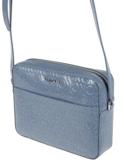 CK Calvin Klein Crossbody Bag in Lack-Optik Hellblau 3