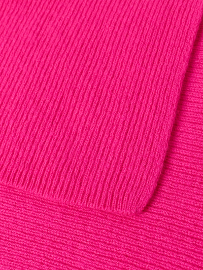 Productfoto, Schal aus Schurwoll-Mix mit Kaschmir-Anteil van Unio, helderroze, rechthoekig design, grof gebreid, Italiaans garen, made in Germany.