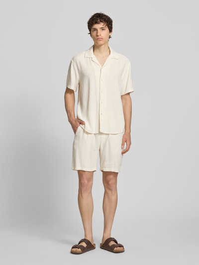 ONLY & SONS Regular Fit Shorts aus Viskose-Leinen-Mix Modell 'TEL LATHAM' Offwhite 1