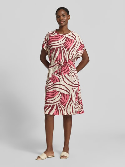s.Oliver RED LABEL Tailliertes Freizeitkleid aus Baumwoll-Mix Pink 4