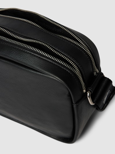 Calvin Klein Jeans Umhängetasche mit Label-Details (black) online 