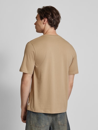 Jack & Jones T-shirt z detalem z logo model ‘ORGANIC’ Beżowy 5
