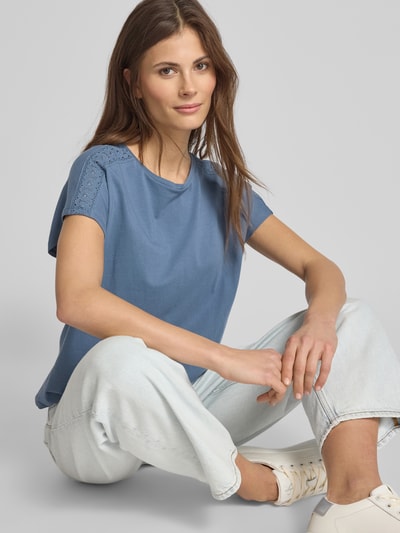 Vero Moda T-shirt o kroju relaxed fit z czystej bawełny model ‘EMMY’ Niebieski 3