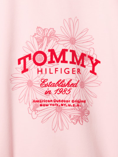 Productfoto, Regular Fit sweatshirt uit katoenmix van Tommy Hilfiger Teens, look effen roze met rode labelstitching, motiefprint, logodetail, ronde hals, lange mouw, geribde boorden, sweatmateriaal.