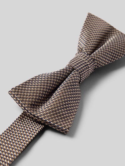 Produktfoto, Fliege aus Seide mit Strukturmuster von Monti, klassische Form, Herrenaccessoire, braun-beige Farbtöne, feine Textur