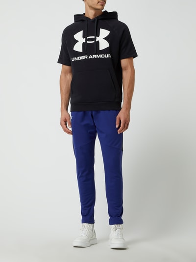 Under Armour Bluza z kapturem o kroju loose fit z krótkimi rękawami – ColdGear® Czarny 1