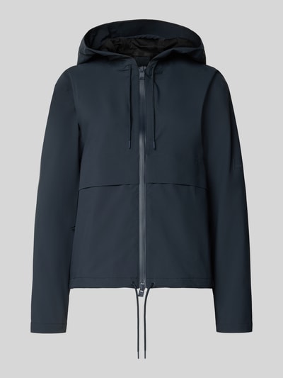 Produktfoto, Regular Fit Jacke mit Kapuze Modell 'Suva' von RAINS, ciemnogranatowy, krój regular fit, dwukierunkowy zamek, tunel w kapturze i u dołu, długość pleców w rozmiarze S: 59 cm, szerokość ramion w rozmiarze S: 49 cm, szerokość w rozmiarze S: 54 cm, długość rękawa w rozmiarze S: 60 cm, gładka faktura
