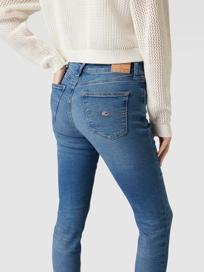 Tommy Jeans Skinny fit jeans met labelstitching, model 'NORA' Jeansblauw - 3