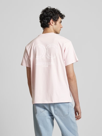Carhartt Work In Progress T-shirt met labelprint, model 'ROTATION' Oudroze - 5