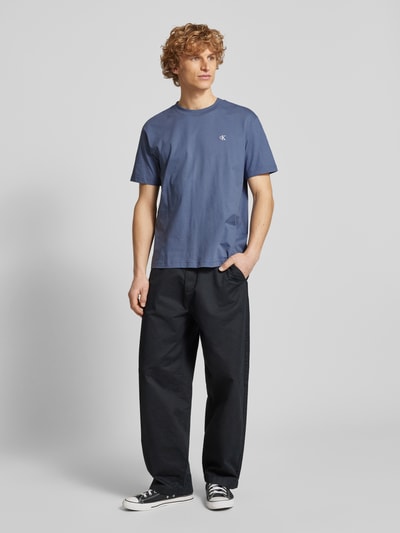 Calvin Klein Jeans T-Shirt mit geripptem Rundhalsausschnitt Rauchblau 1