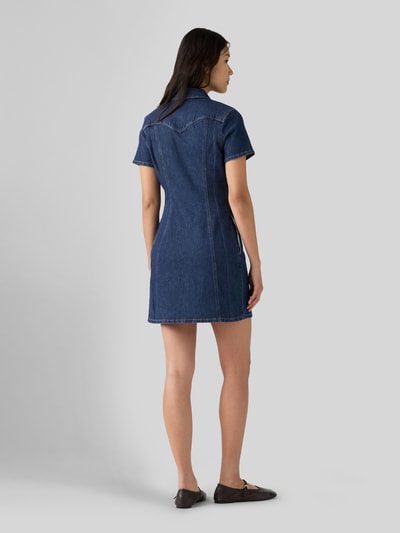 Levi's® Dopasowana sukienka casualowa z tkaniny stylizowanej na denim model 'TRACE' Jeansowy niebieski 5