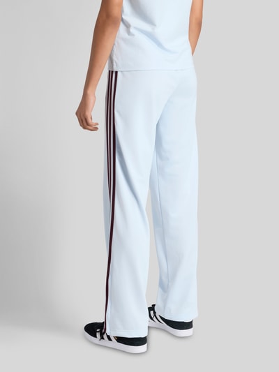 adidas Originals Regular Fit Trainingshose mit Logo Details Hellblau 5