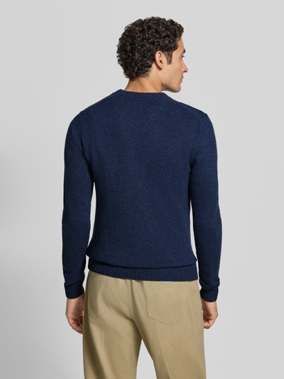 MCNEAL Slim Fit Strickpullover aus reiner Wolle mit Label-Stitching Dunkelblau Melange 5