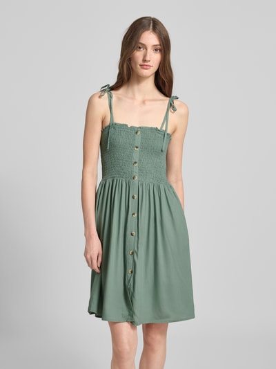 Only Tailliertes Freizeitkleid mit gesmoktem Brustbereich Modell 'NOVA' Schilf 4