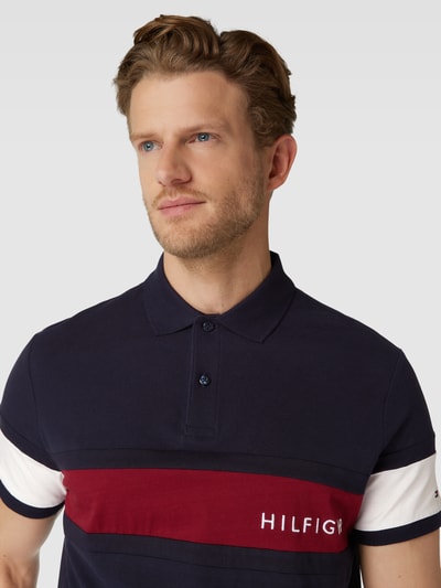 Tommy Hilfiger Poloshirt im Colour-Blocking-Design Marine 3