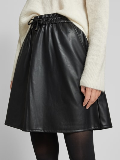 Vila Knielange rok in leerlook, modell 'DAGMAR' Zwart - 3