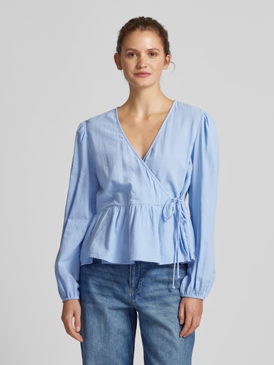 Pieces Regular Fit Langarmshirt aus reine Baumwolle in Wickel-Optik Modell 'MILLA' Bleu 4