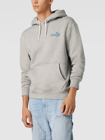 Levi's® Hoodie mit Känguru-Tasche Hellgrau Melange 4