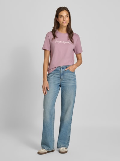 Vila T-Shirt mit Rundhalsausschnitt Modell 'SYBIL EMPOWERMENT' Mauve 1