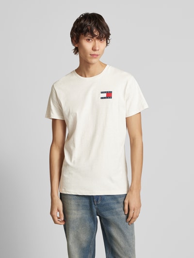 Tommy Jeans T-shirt z nadrukiem z logo Złamany biały melanż 4