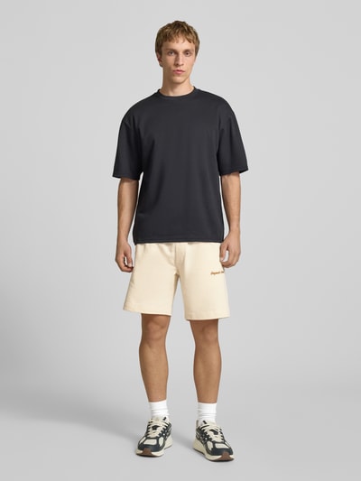 JACK & JONES Shorts mit Label-Stitching Modell 'KARL' Offwhite 1