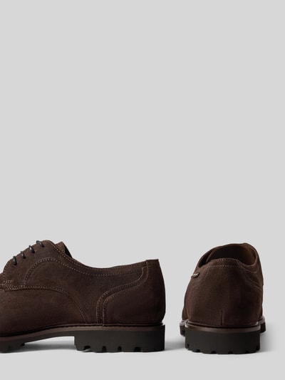 Produktfoto, Loafer aus echtem Leder Modell 'De Floter' von Floris van Bommel, braun, runde Form, Ziernähte, profilierte Sohle, seitliche und Rückansicht