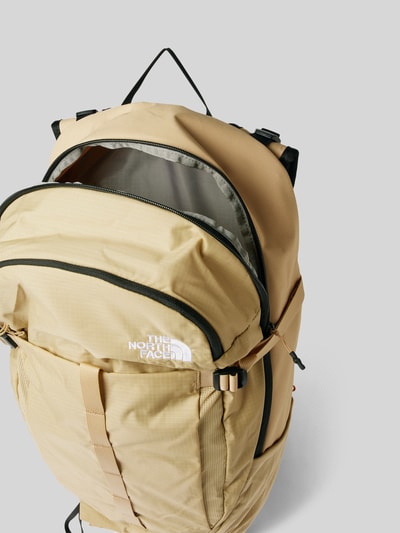 The North Face Rugzak met labelstitching Zand - 5