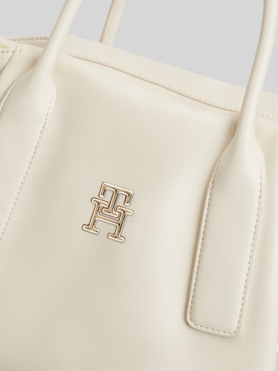 Tommy Hilfiger Henkeltasche mit Logo-Applikation und abnehmbaren Schulterriemen Offwhite 3