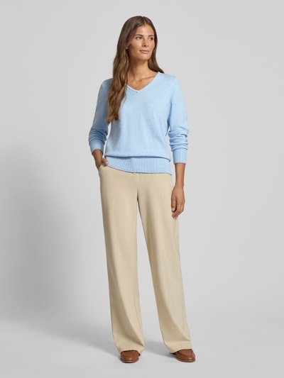 Christian Berg Woman Regular Fit Longsleeve aus Viskose-Mix in Strick-Optik Hellblau Melange 1