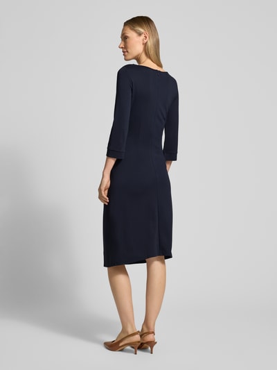 s.Oliver BLACK LABEL Getailleerde vrijetijdsjurk van viscosemix Marineblauw - 5