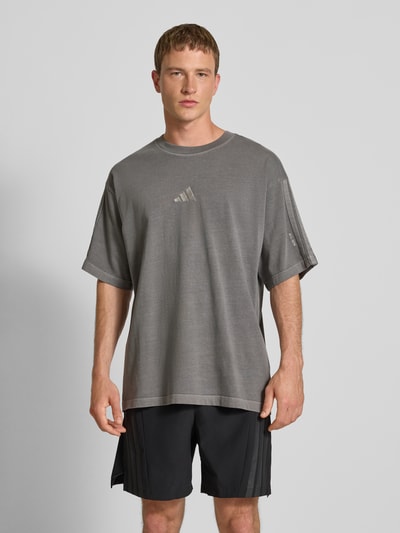 adidas Sportswear Relaxed Fit T-Shirt mit Logo-Stitching Black 4