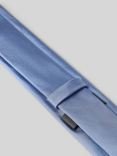 Produktfoto, Krawatte aus reiner Seide Modell 'TITO' von CINQUE, klassisches Design in Hellblau, glatte Textur, Allover-Look, Breite 7 cm