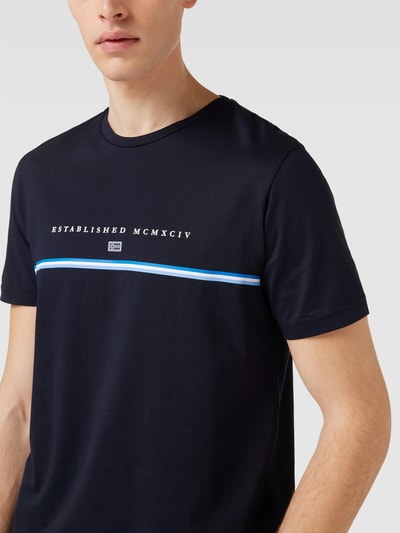 Christian Berg Men T-Shirt mit Label-Print Marine 3