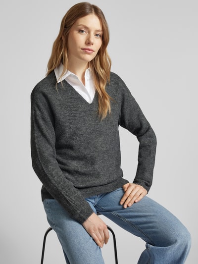 Vero Moda Regular Fit Strickpullover in Melange Modell 'CREWLEFILLE' Mittelgrau 3