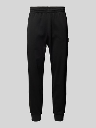 REVIEW Essentials Sweatpants Black 2